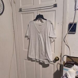 89th & Madison White Relaxed Short Sleeve T-Shirt